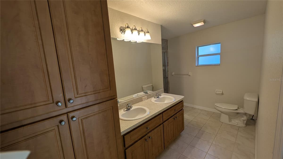 4023 EAGLE NEST POINT — photo 16 of 27