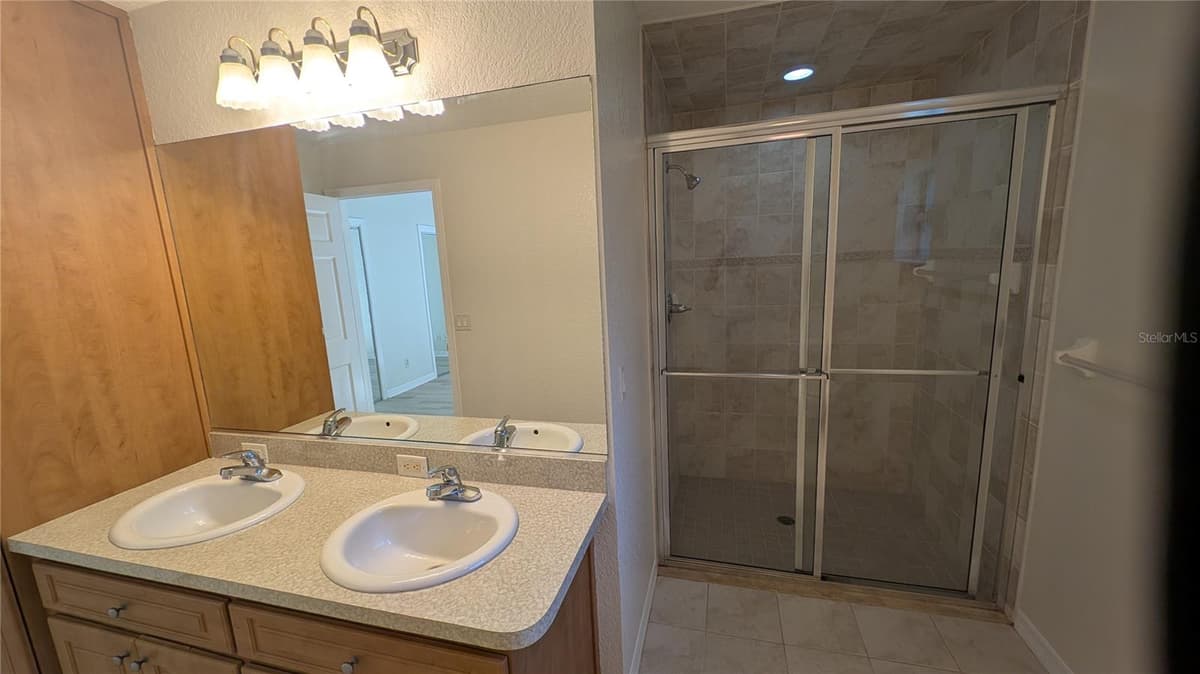 4023 EAGLE NEST POINT — photo 18 of 27