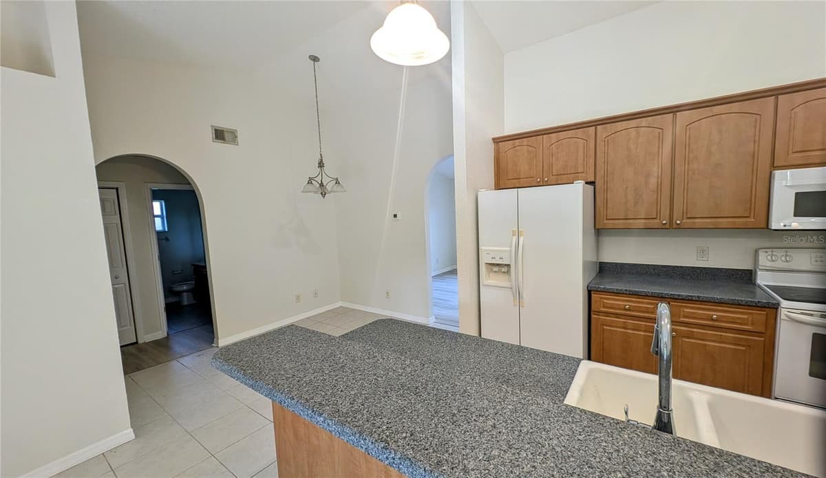 4023 EAGLE NEST POINT — photo 10 of 27