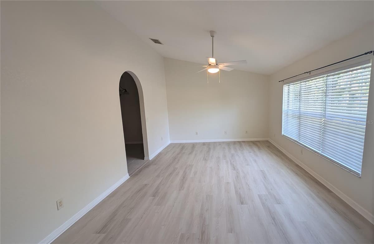 4023 EAGLE NEST POINT — photo 4 of 27