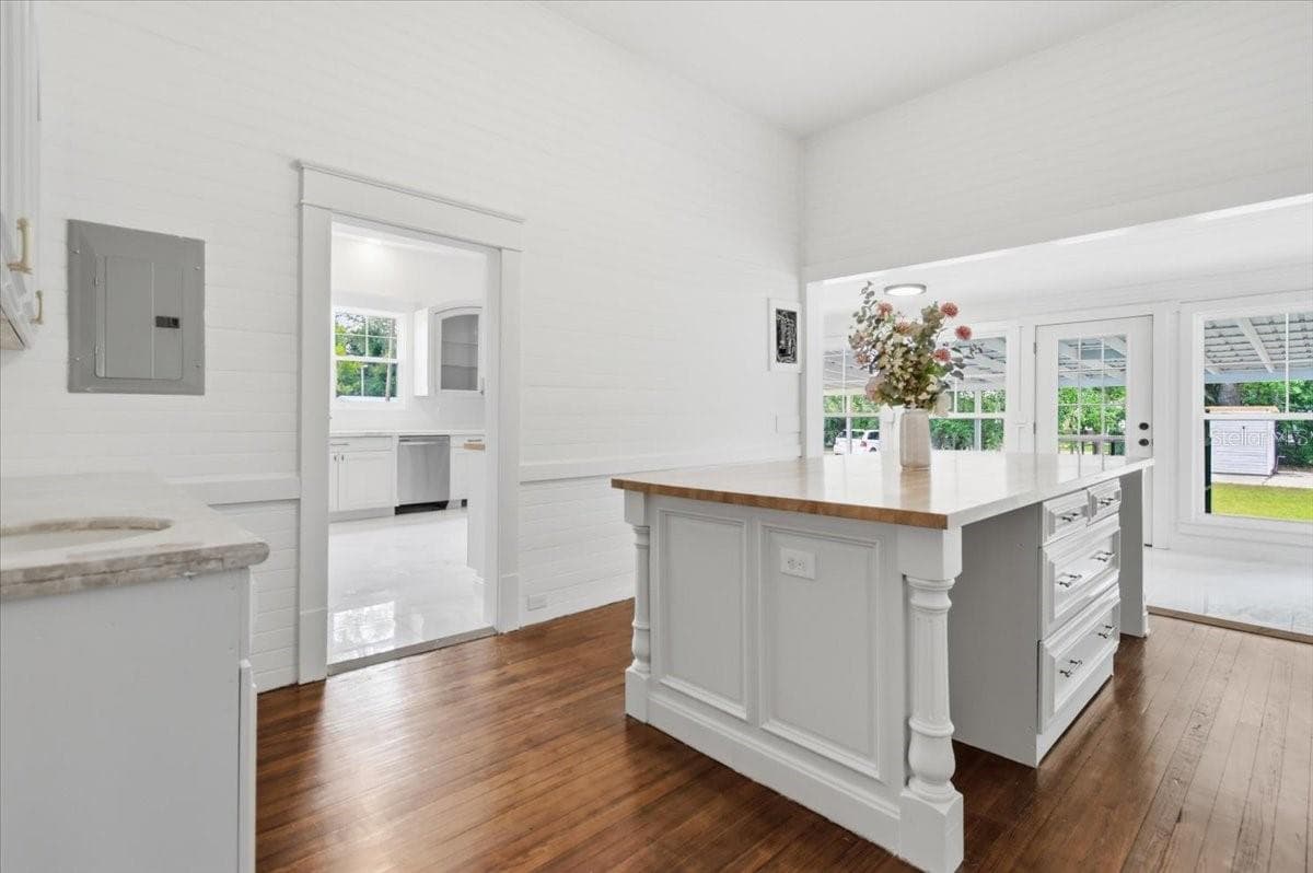1103 JEFFERSON STREET — photo 26 of 52