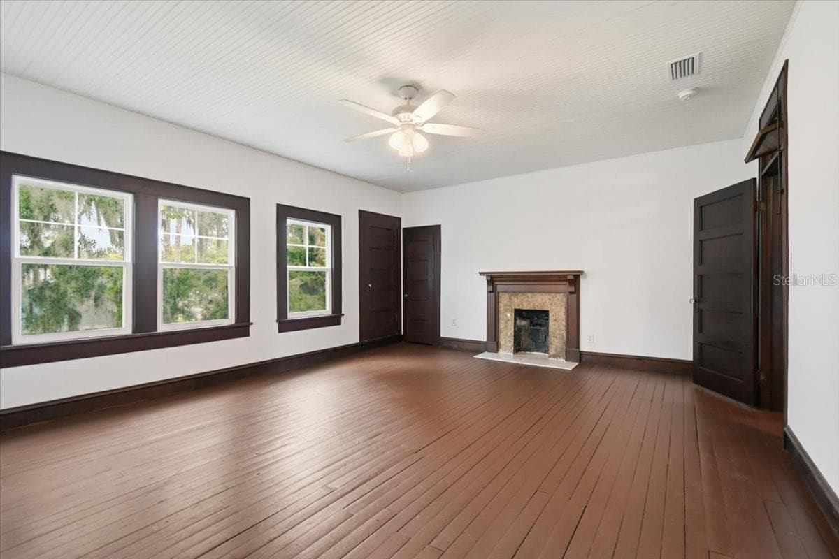 1103 JEFFERSON STREET — photo 14 of 52