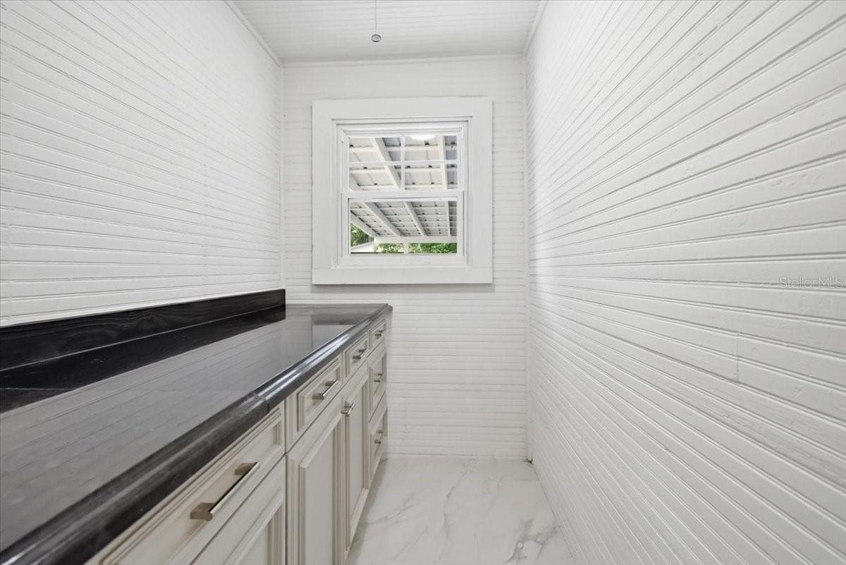 1103 JEFFERSON STREET — photo 32 of 52