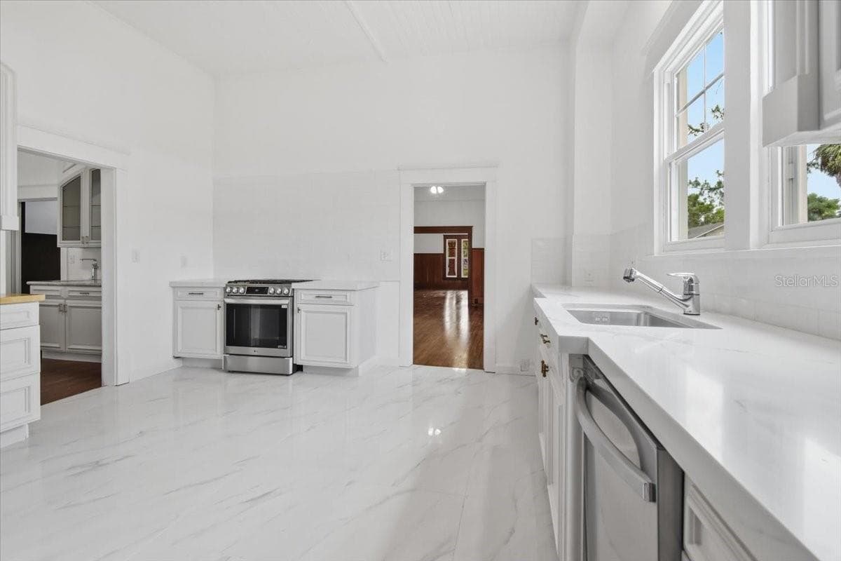 1103 JEFFERSON STREET — photo 35 of 52