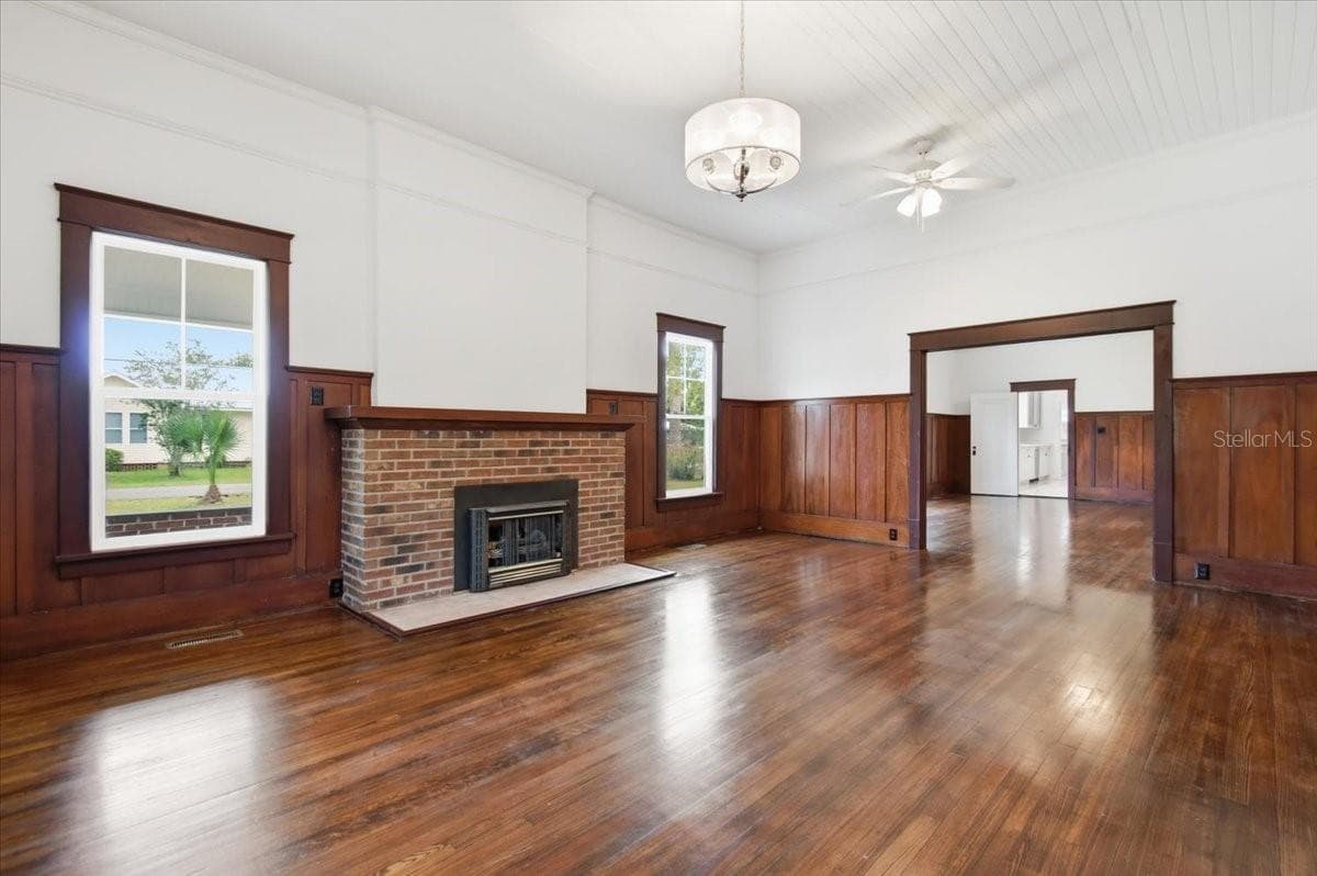 1103 JEFFERSON STREET — photo 13 of 52