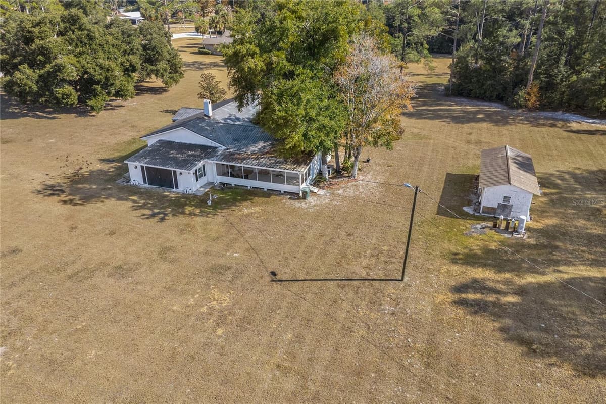 172 BRADSHAW GLEN — photo 35 of 39