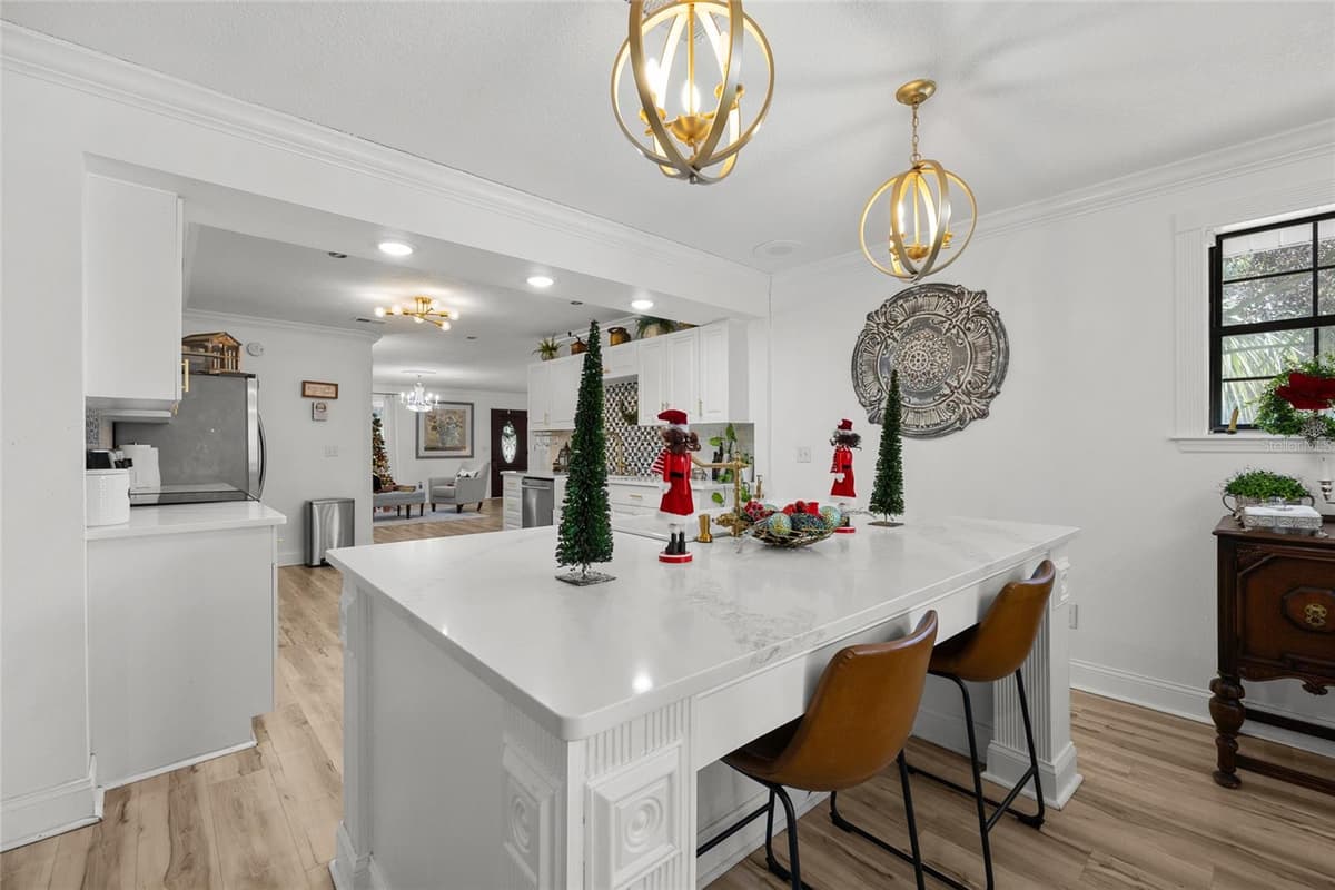 172 BRADSHAW GLEN — photo 12 of 39