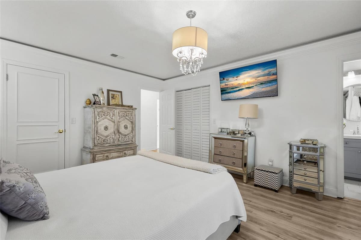 172 BRADSHAW GLEN — photo 14 of 39