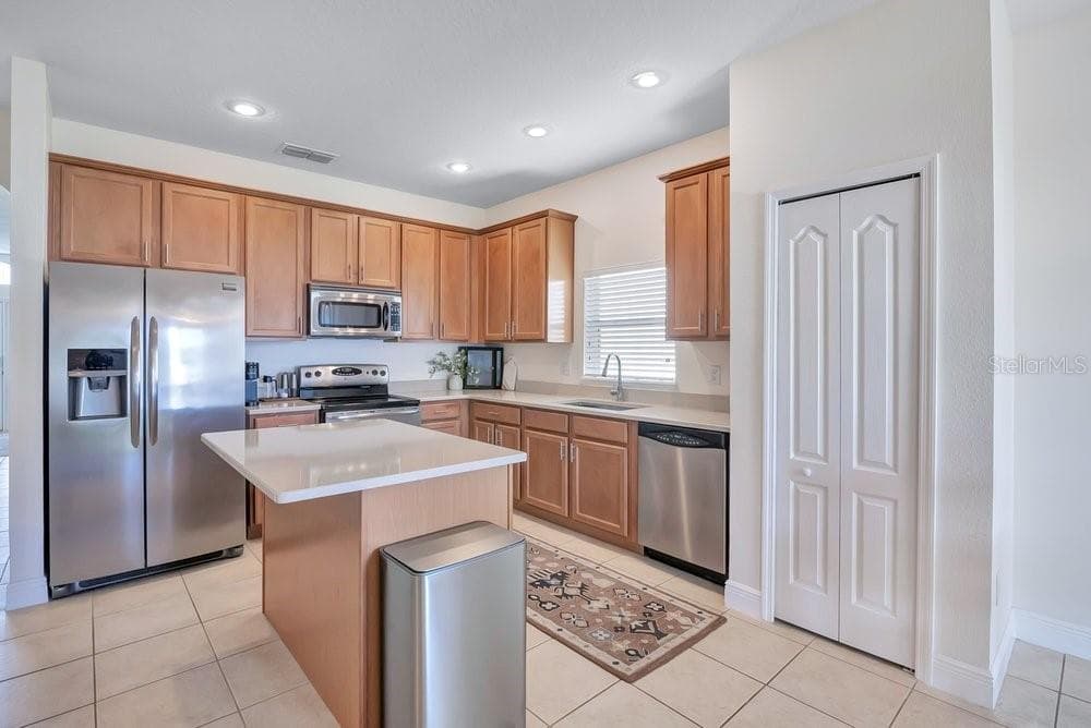 504 KEY HAVEN DRIVE — photo 11 of 35