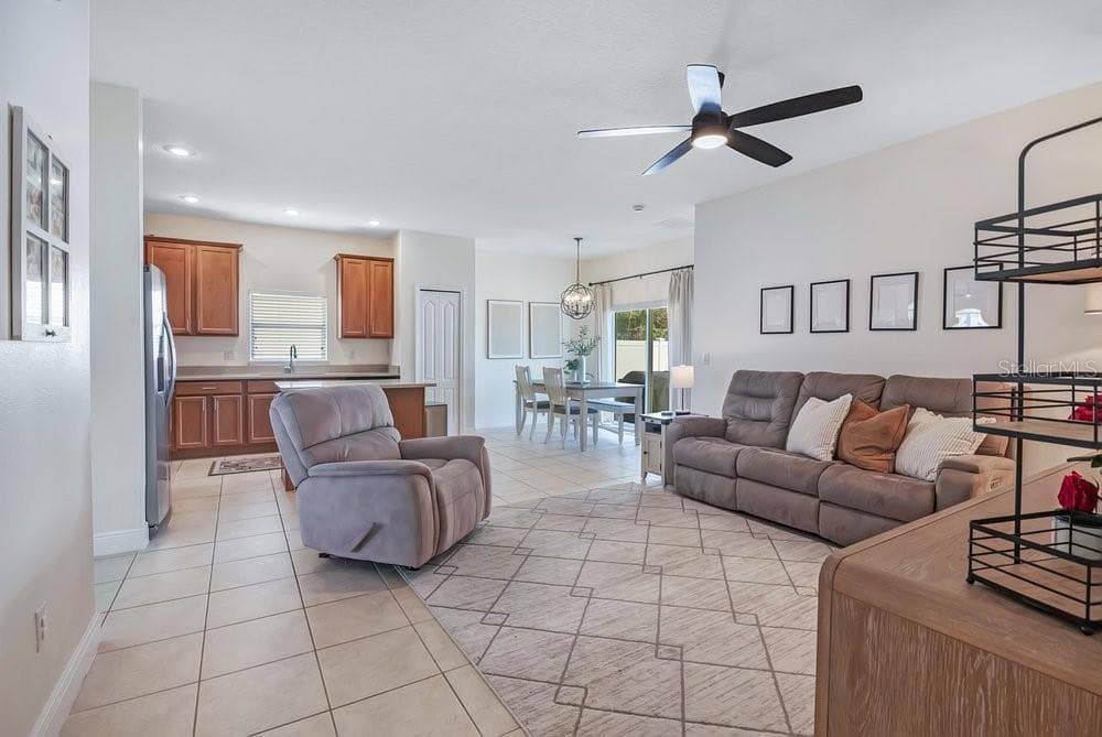 504 KEY HAVEN DRIVE — photo 14 of 35