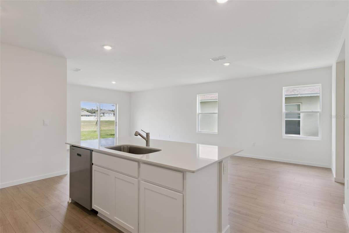 1876 HOWARD MESA DRIVE — photo 8 of 63