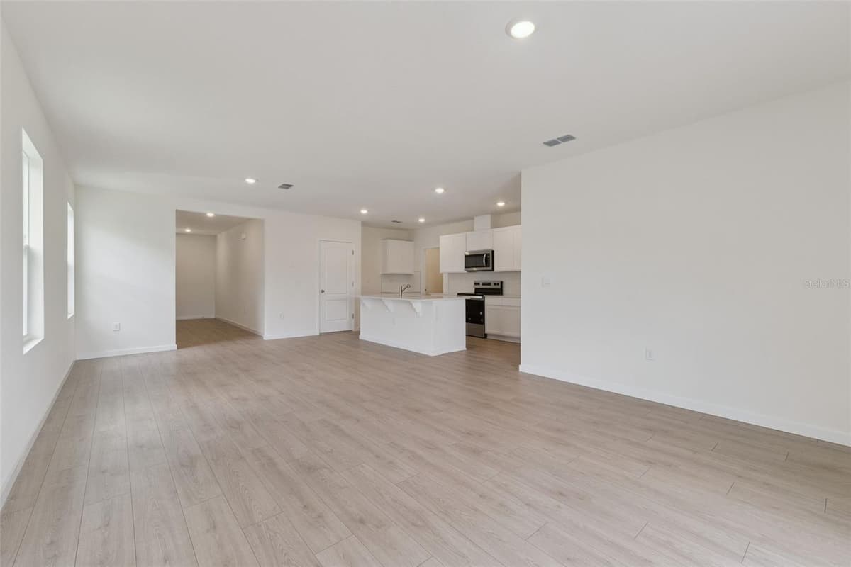 1876 HOWARD MESA DRIVE — photo 6 of 63