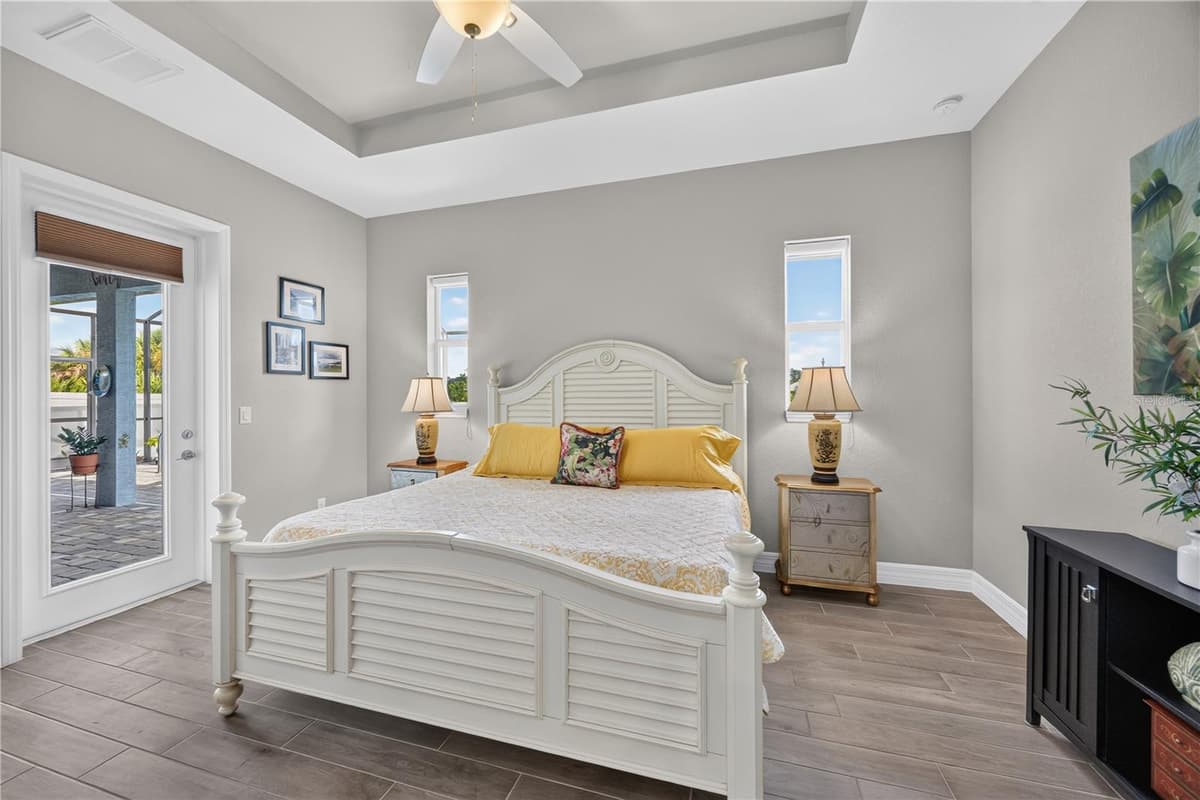 119 GREEN OAK PARK — photo 32 of 63