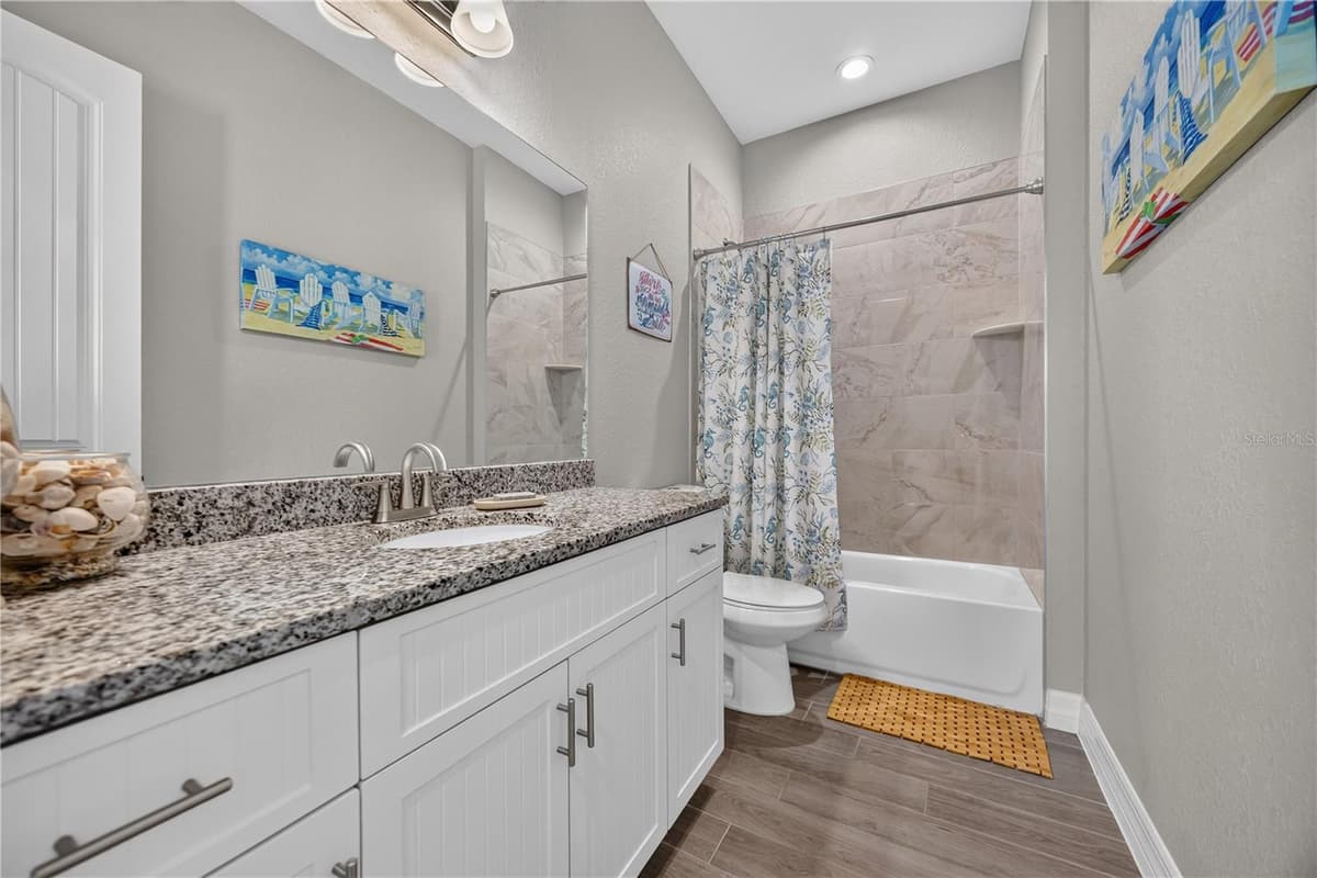 119 GREEN OAK PARK — photo 27 of 63