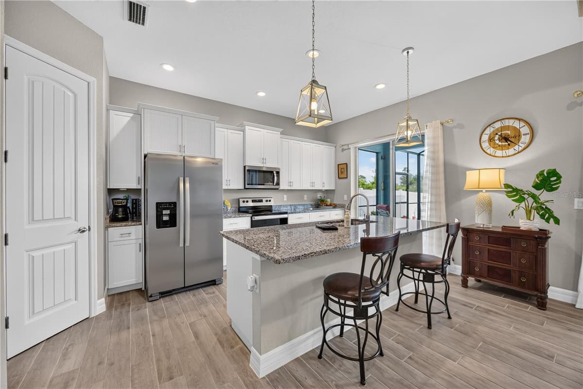 119 GREEN OAK PARK — photo 19 of 63