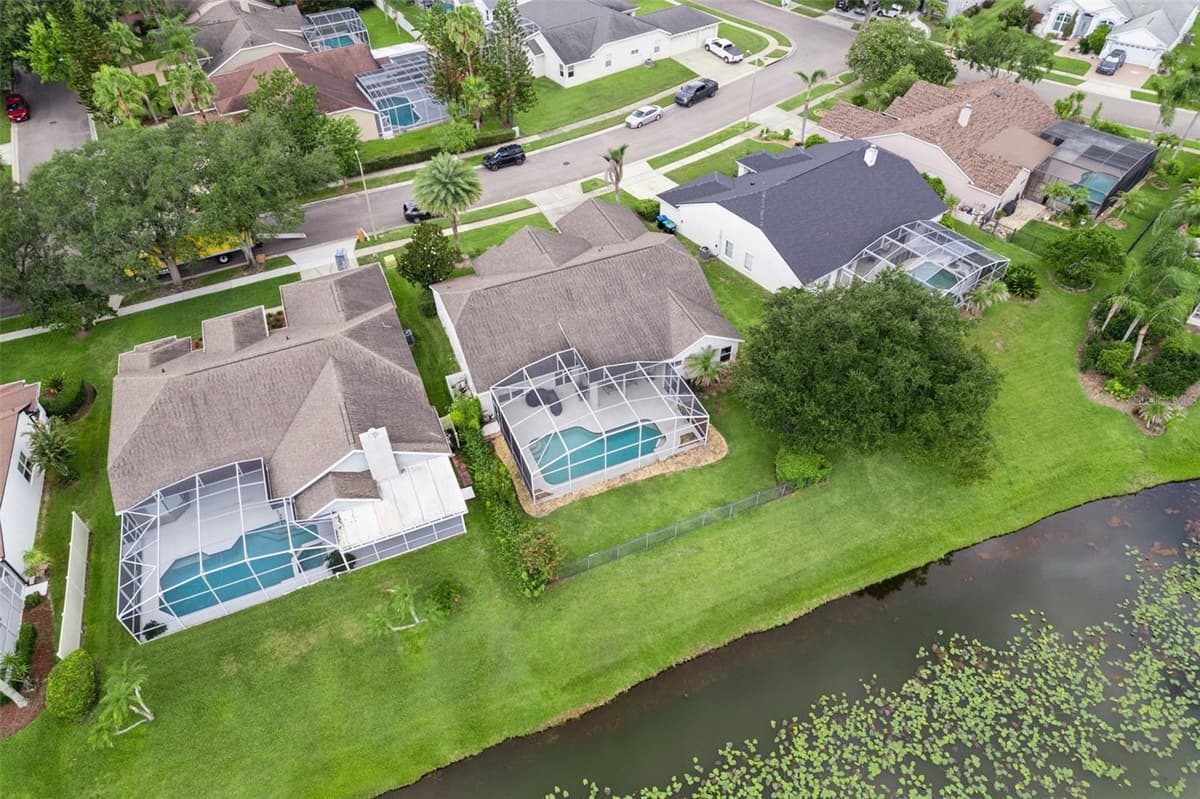 14313 ROXSHIRE DRIVE — photo 39 of 46