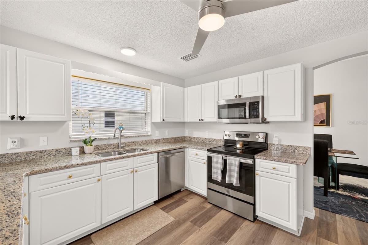 1832 MADERO DRIVE — photo 14 of 50
