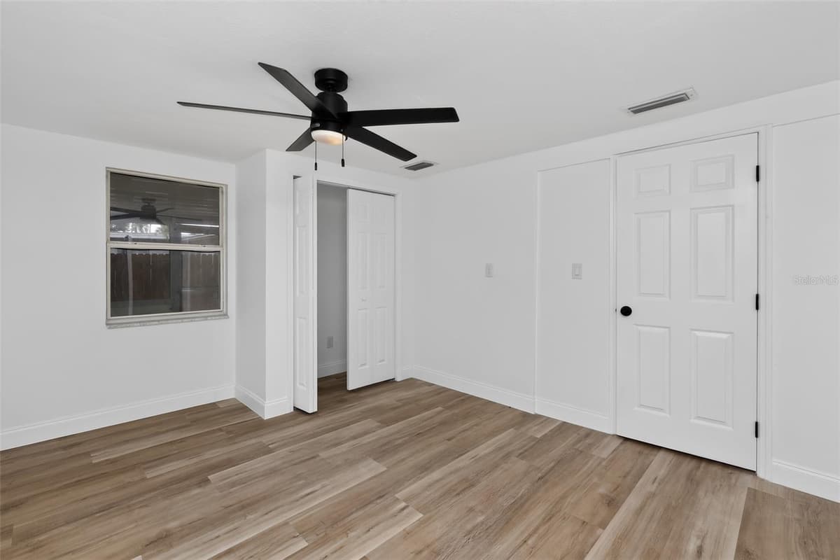 5644 BERLIN DRIVE — photo 12 of 28