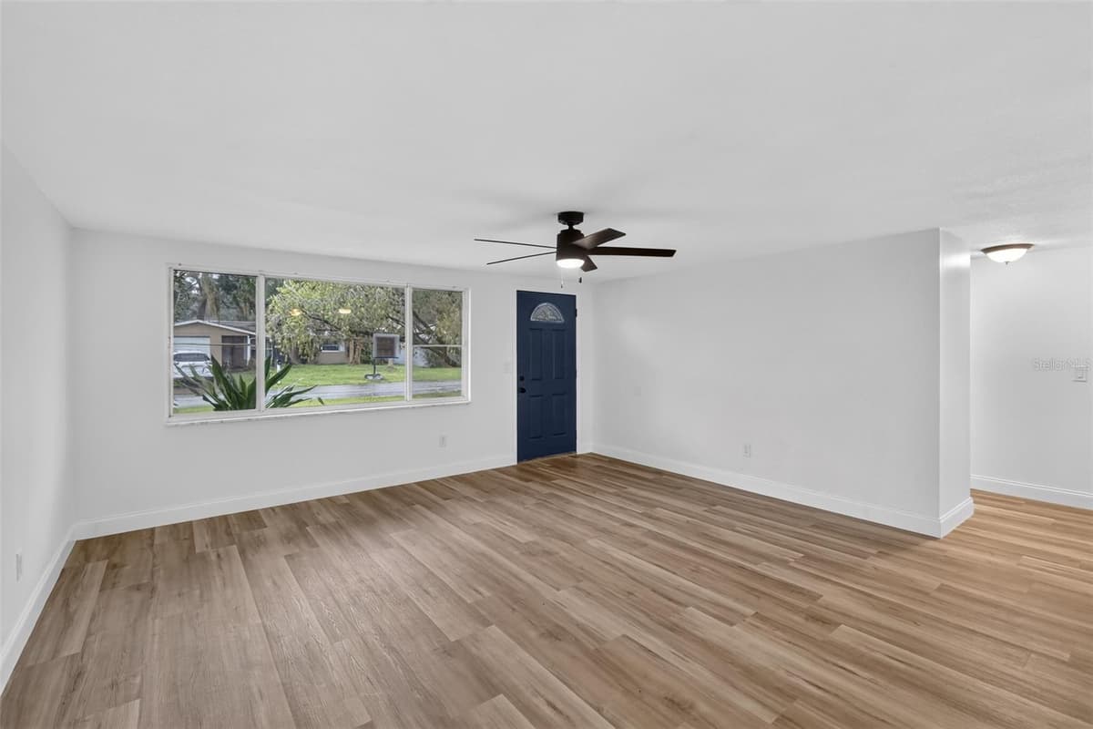 5644 BERLIN DRIVE — photo 3 of 28