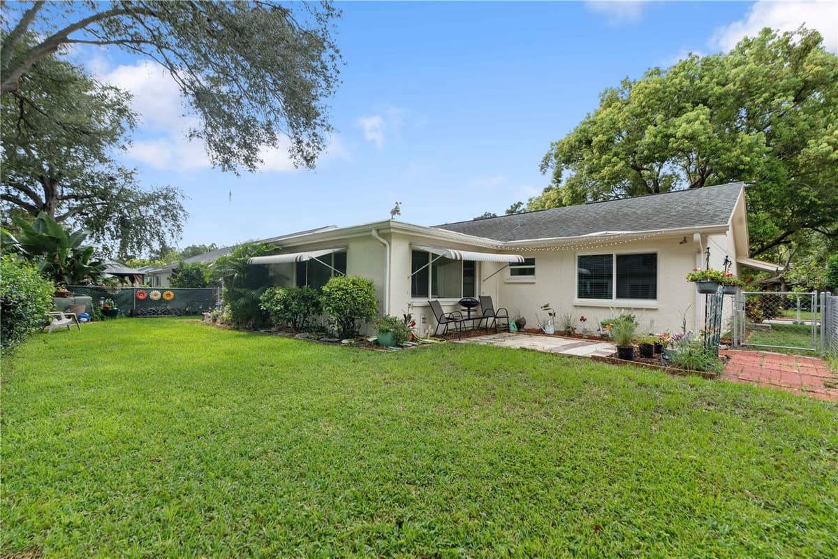 8216 CAVALRY DRIVE — photo 14 of 17