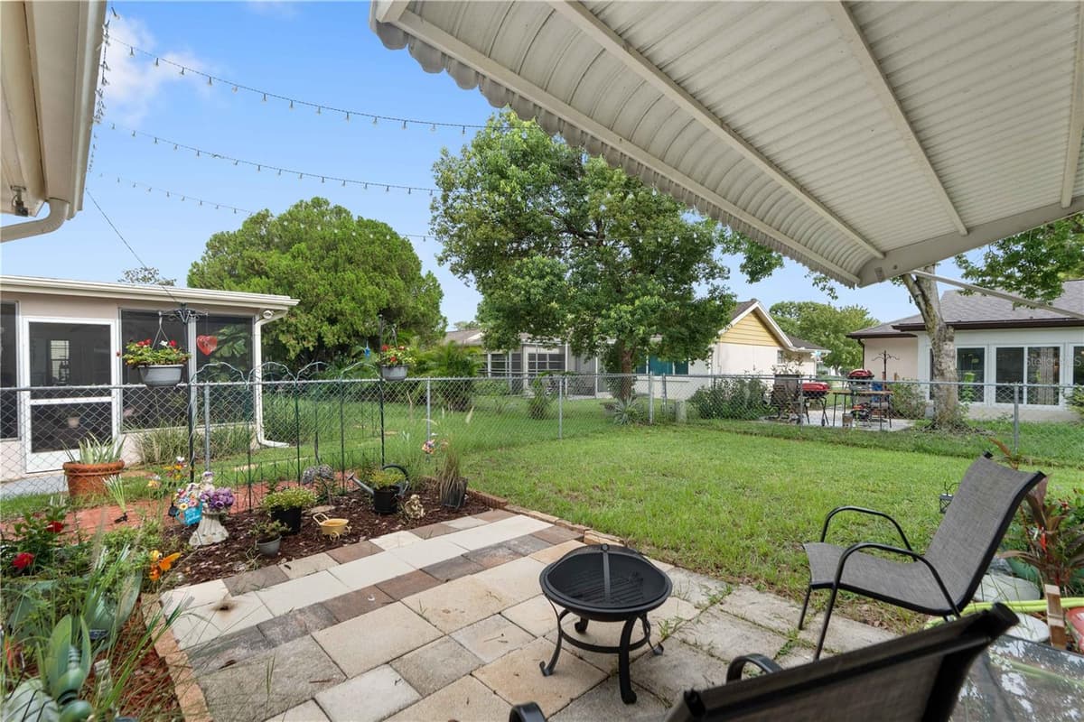 8216 CAVALRY DRIVE — photo 16 of 17