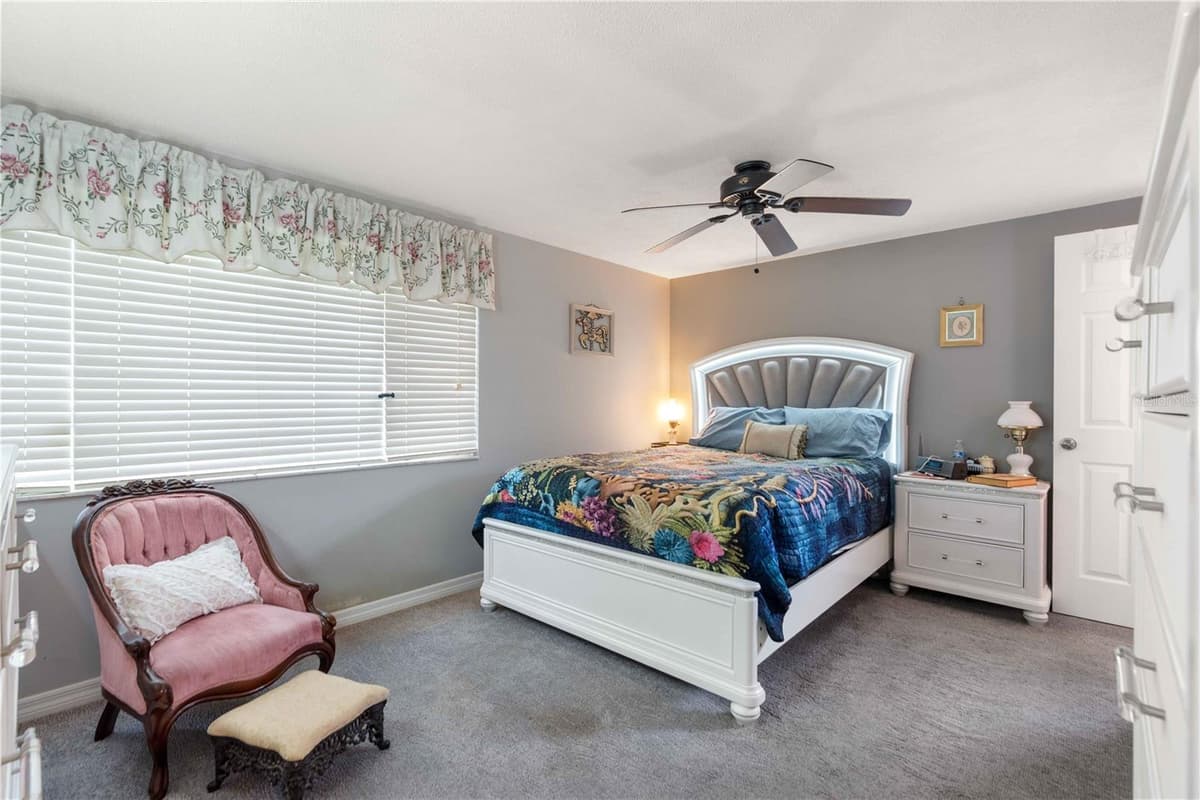 8216 CAVALRY DRIVE — photo 6 of 17