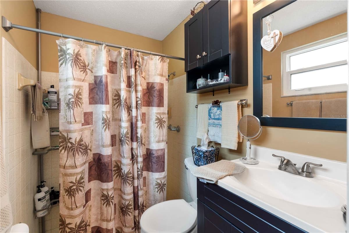 8216 CAVALRY DRIVE — photo 8 of 17
