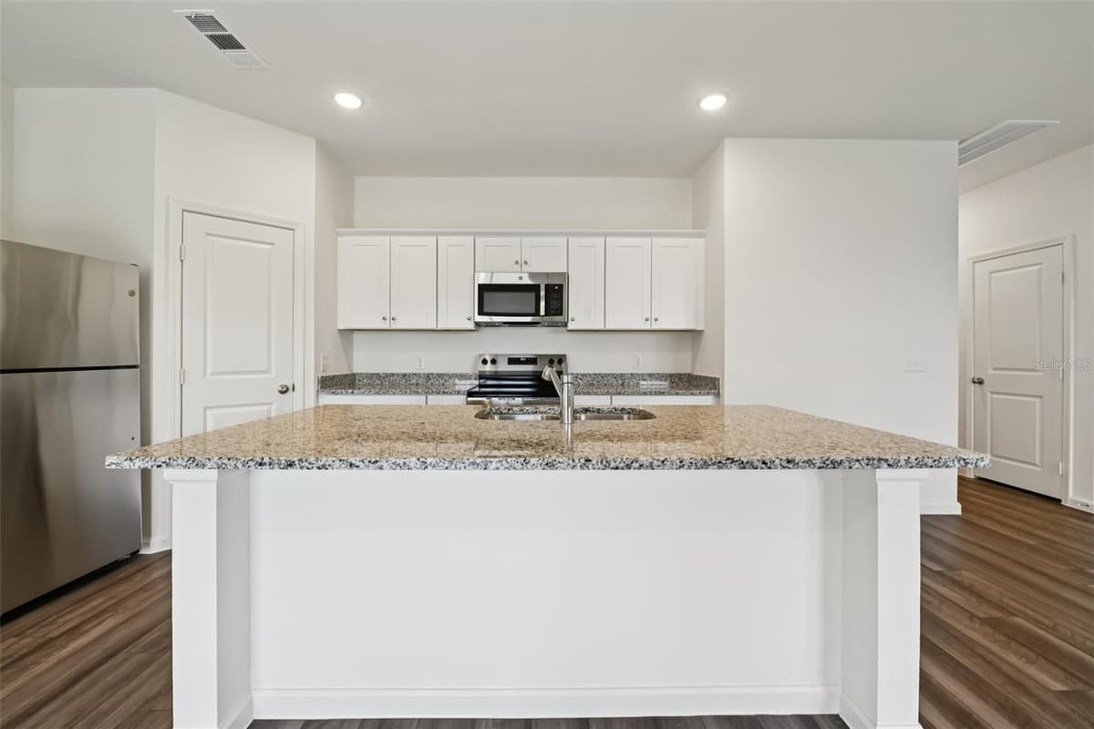 1620 NORFOLK TRAIL — photo 10 of 39