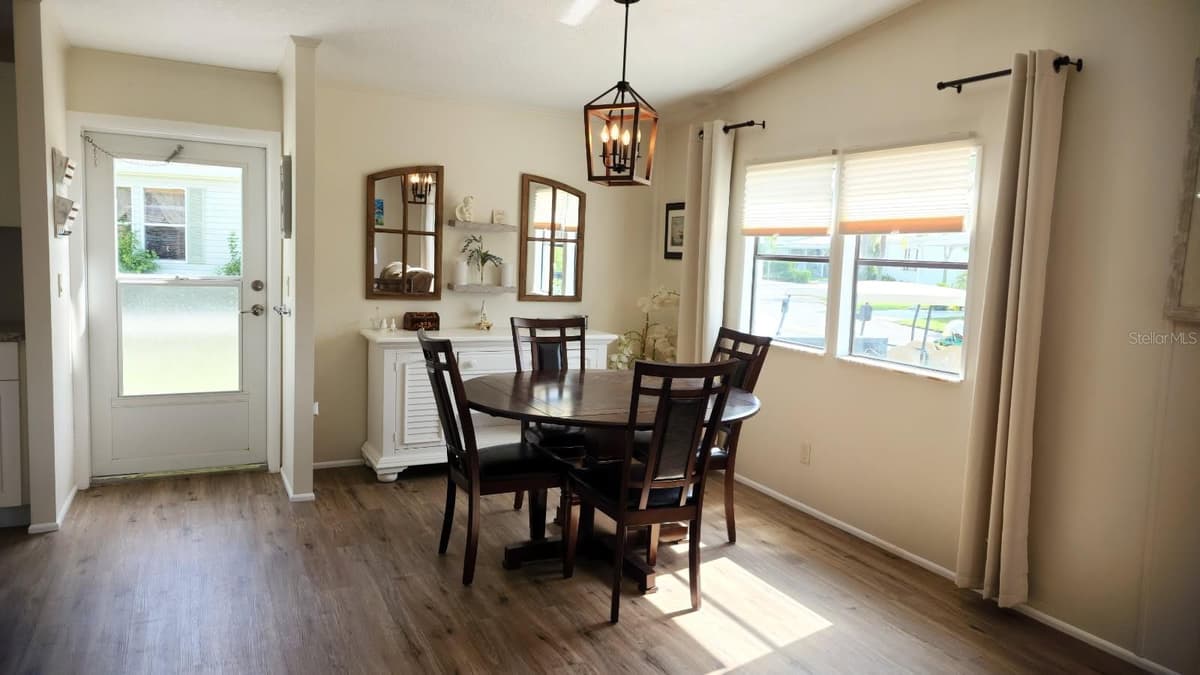 2100 KINGS HIGHWAY — photo 11 of 44