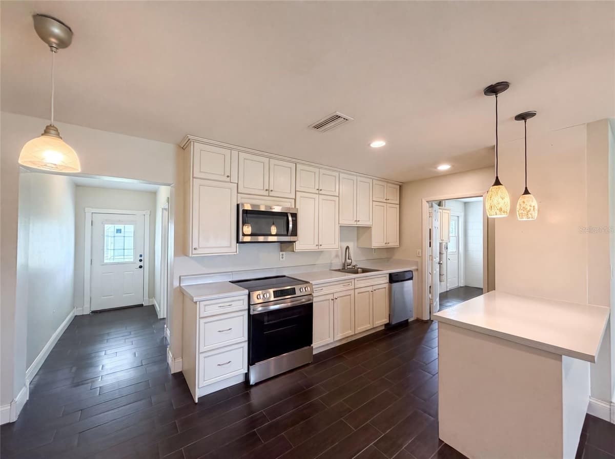 4147 WILLOW SOUTH DRIVE — photo 13 of 18
