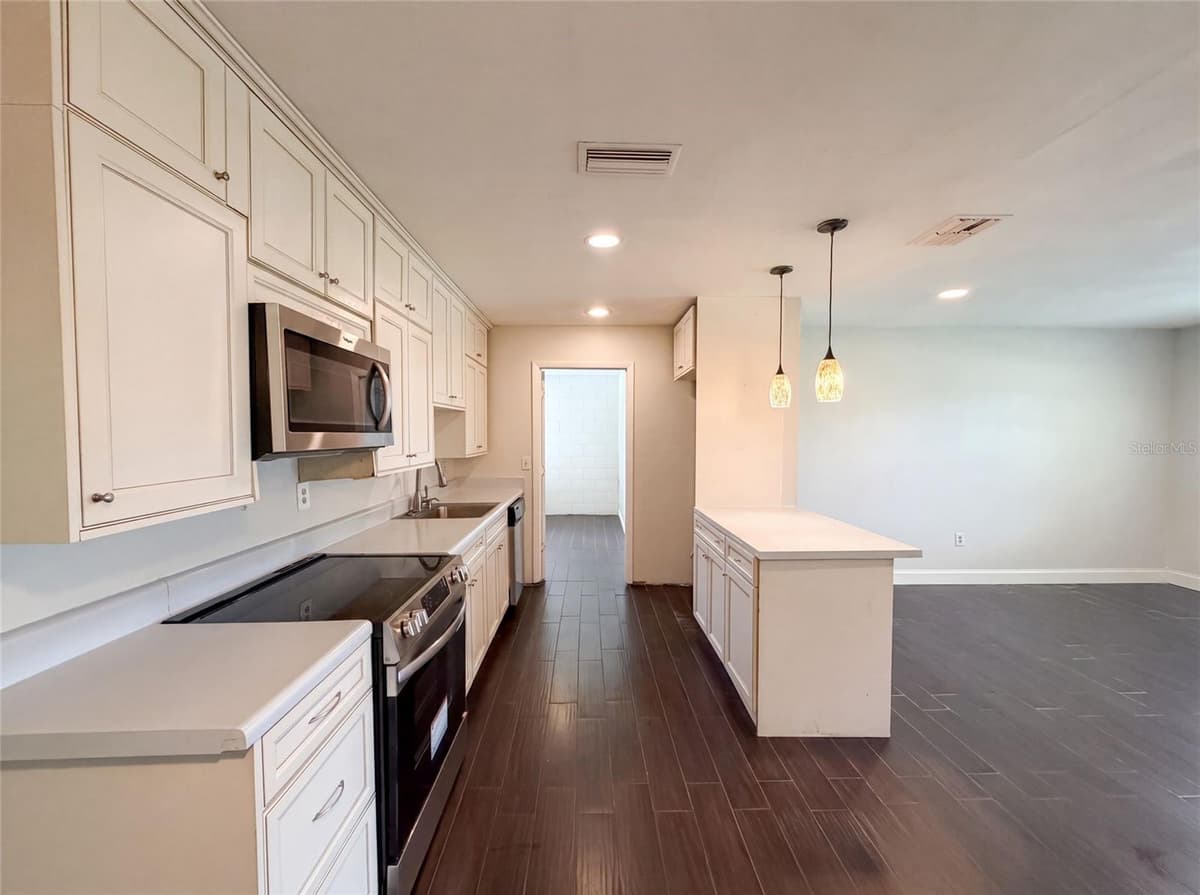 4147 WILLOW SOUTH DRIVE — photo 14 of 18