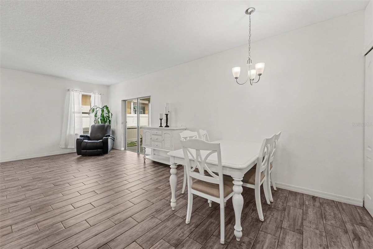 1281 WATER WILLOW DRIVE — photo 8 of 33