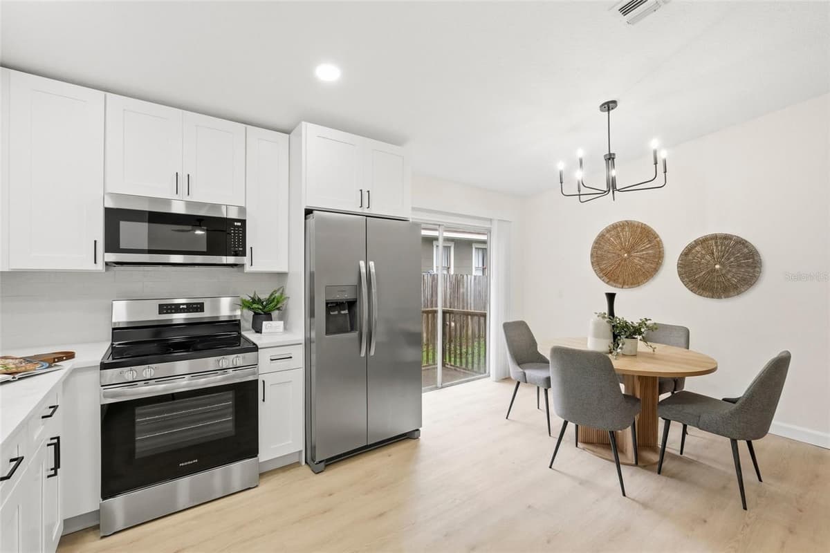 1316 GIDDENS AVENUE — photo 10 of 32