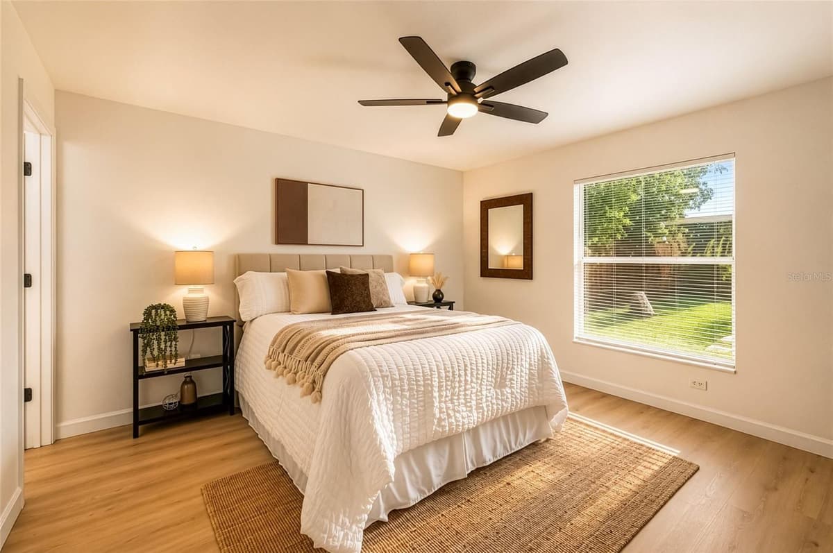 1316 GIDDENS AVENUE — photo 3 of 32