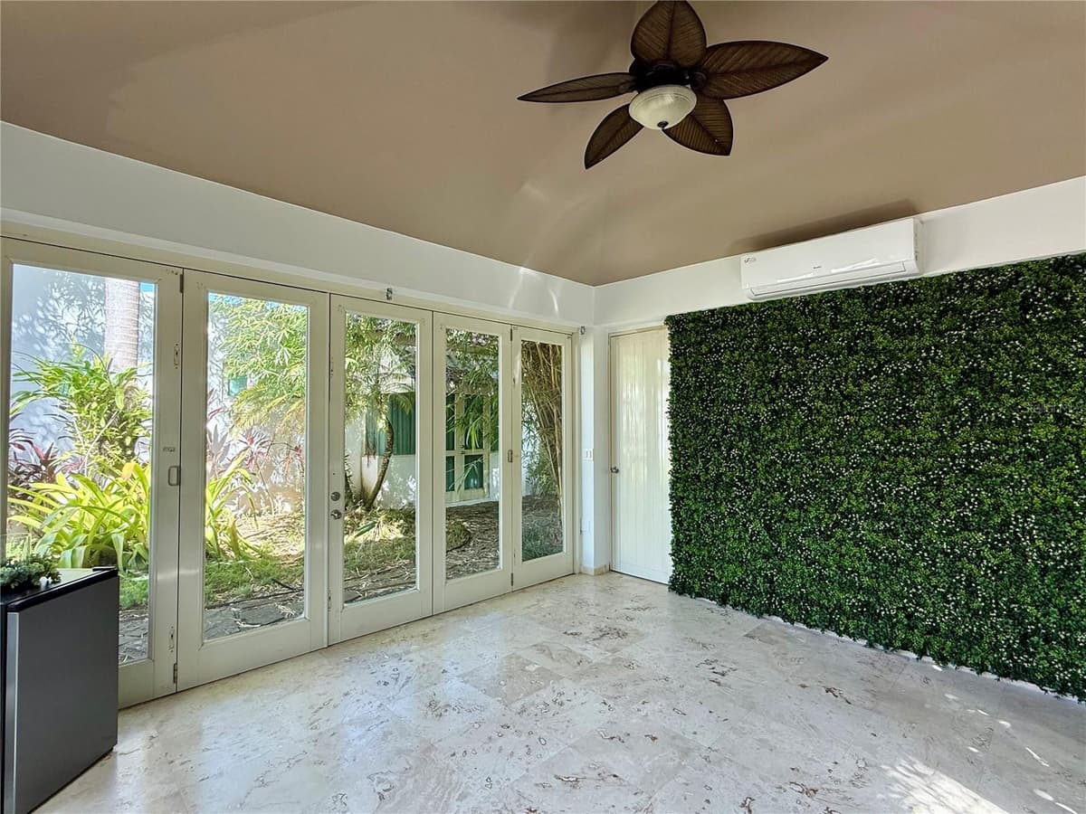 159 DORADO BEACH EAST STREET — photo 19 of 21