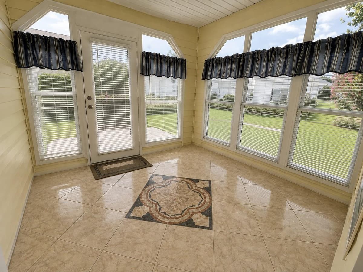 2228 GRAND CYPRESS DRIVE — photo 24 of 28
