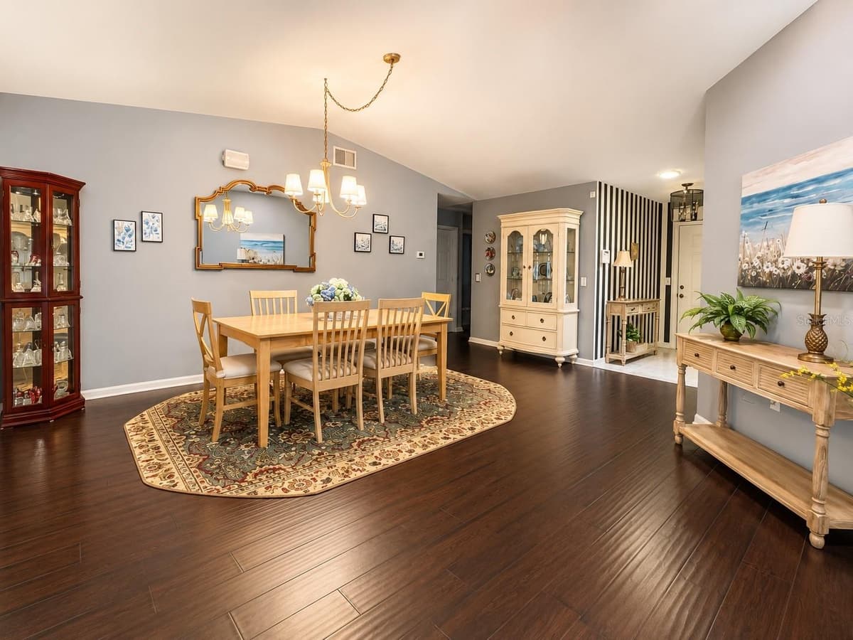 2228 GRAND CYPRESS DRIVE — photo 5 of 28