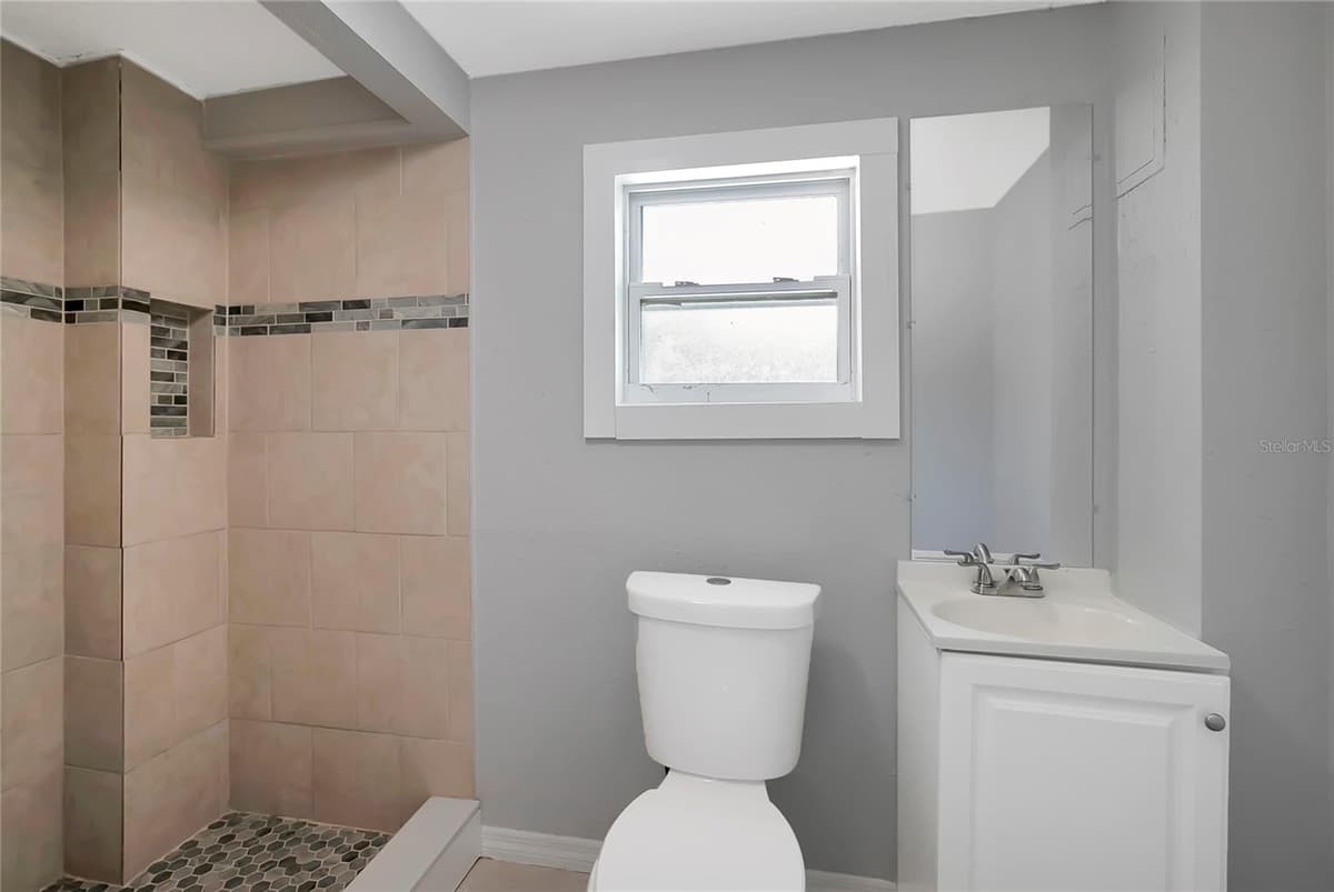 6105 23RD STREET — photo 21 of 34