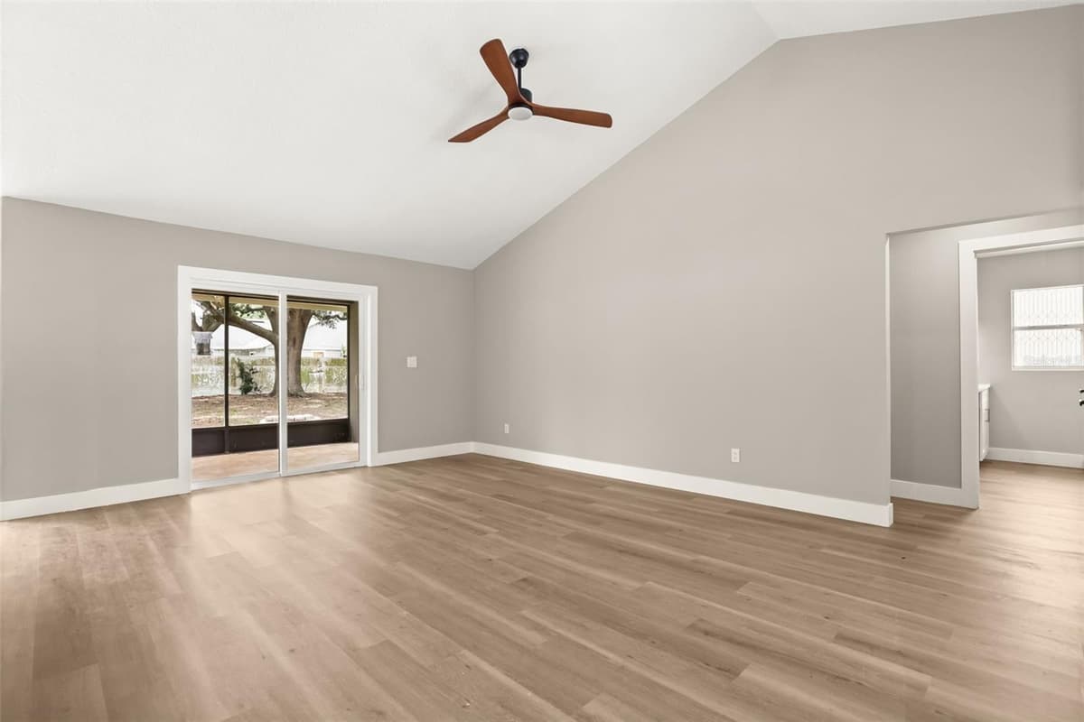 13031 SCOTTISH PINE LANE — photo 12 of 43
