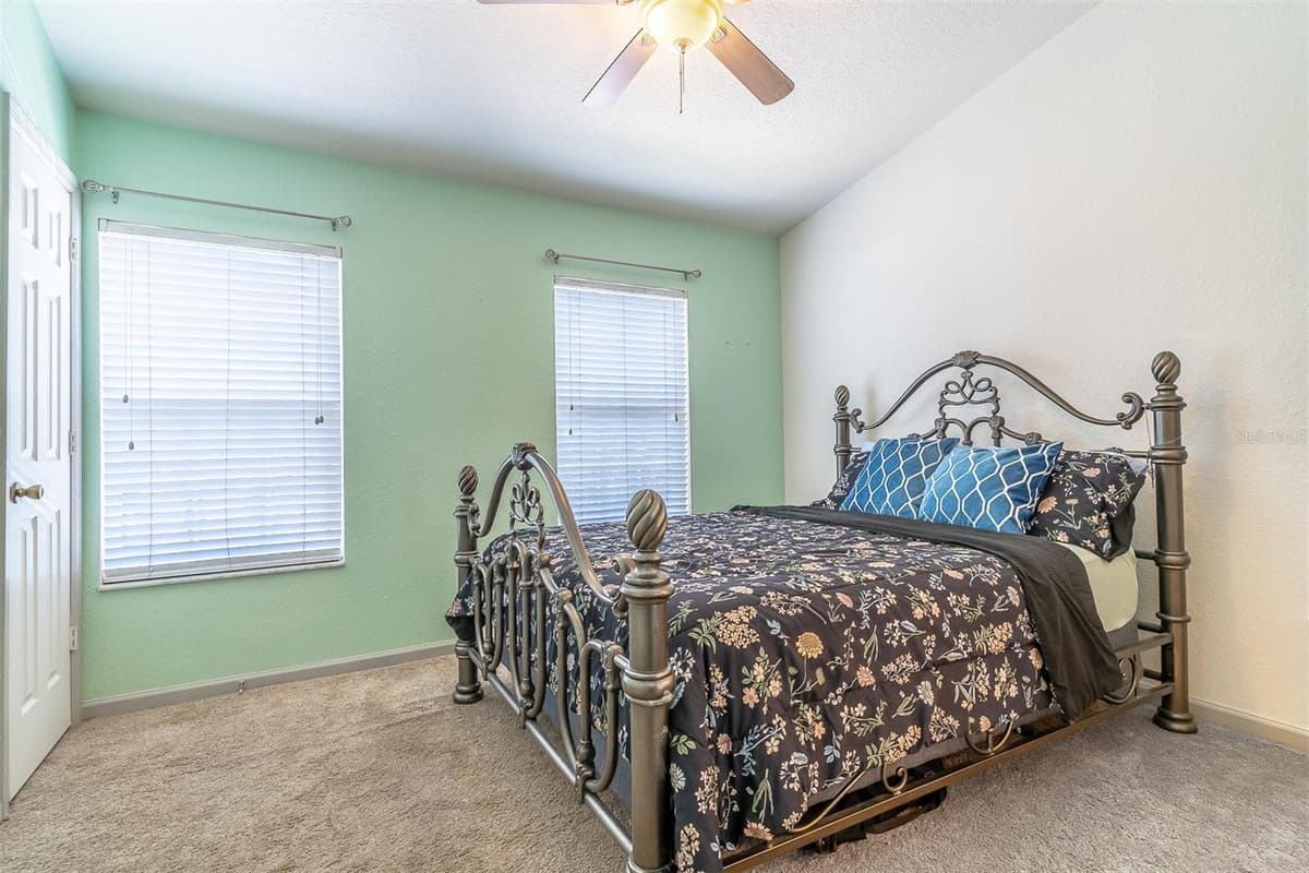 5338 HAWKSTONE DRIVE — photo 25 of 41