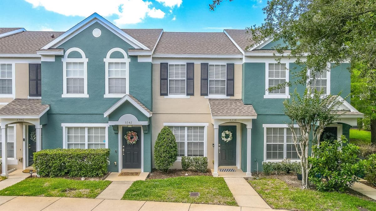5338 HAWKSTONE DRIVE — photo 1 of 41