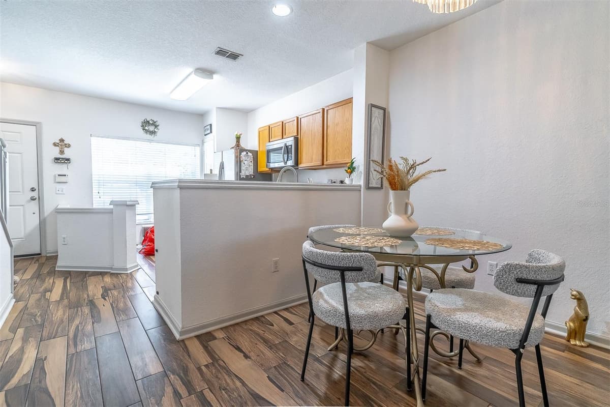 5338 HAWKSTONE DRIVE — photo 15 of 41