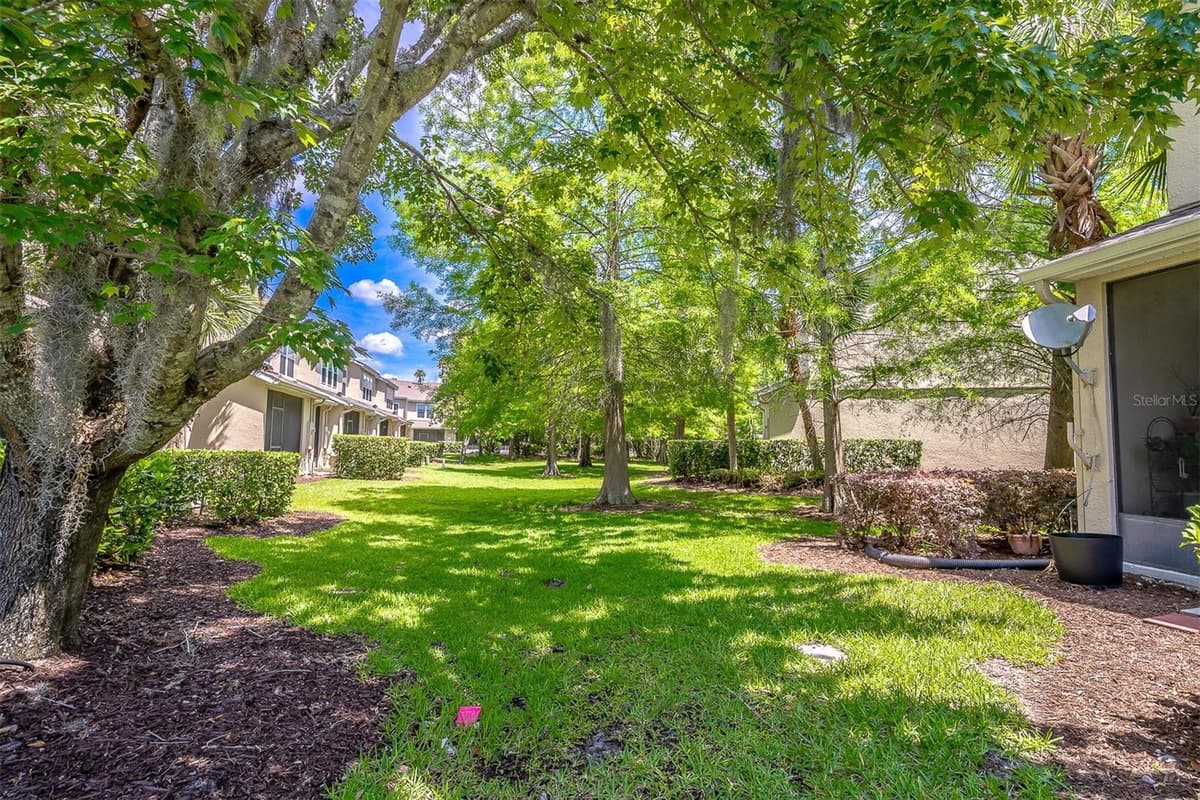 5338 HAWKSTONE DRIVE — photo 33 of 41