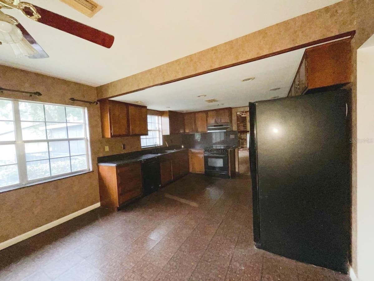 603 OCALA STREET — photo 4 of 26