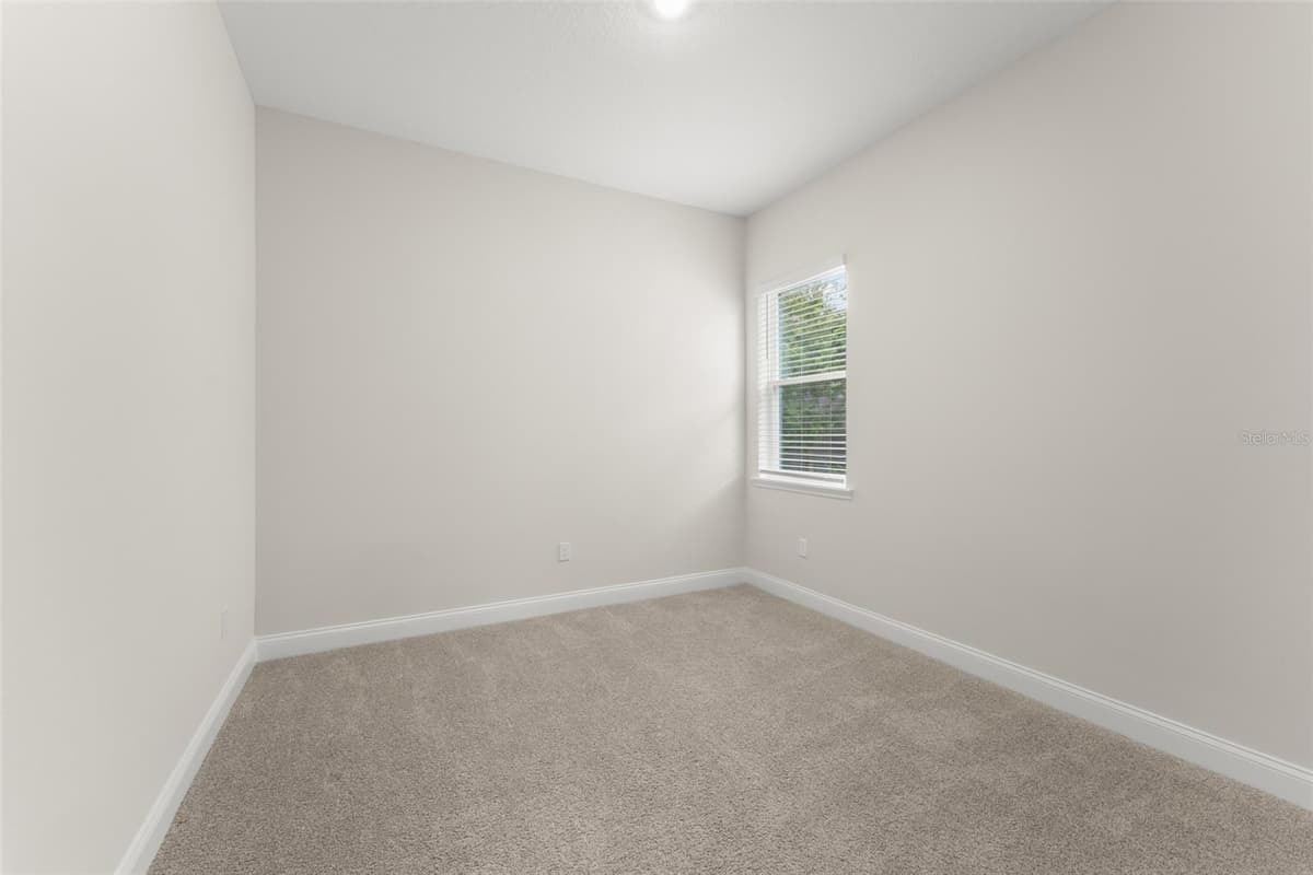 13550 MCMILLAN DRIVE — photo 17 of 60