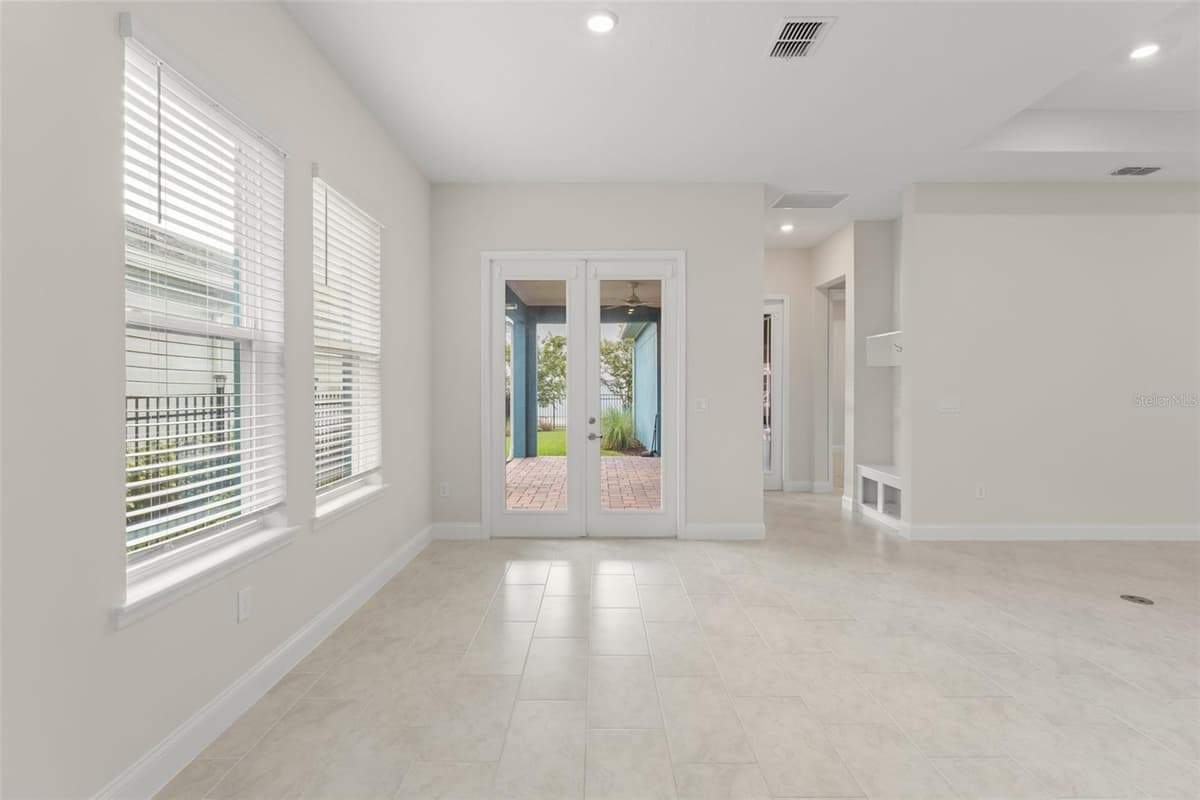 13550 MCMILLAN DRIVE — photo 43 of 60