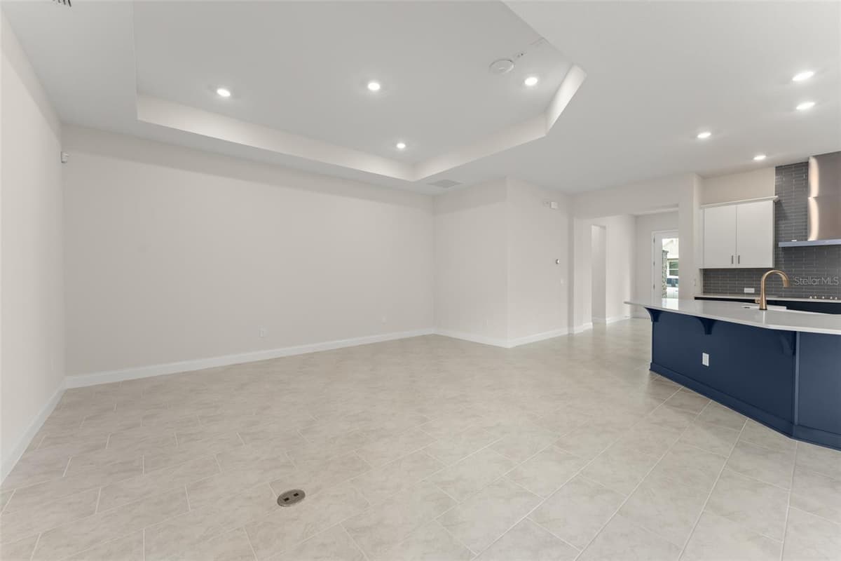 13550 MCMILLAN DRIVE — photo 27 of 60
