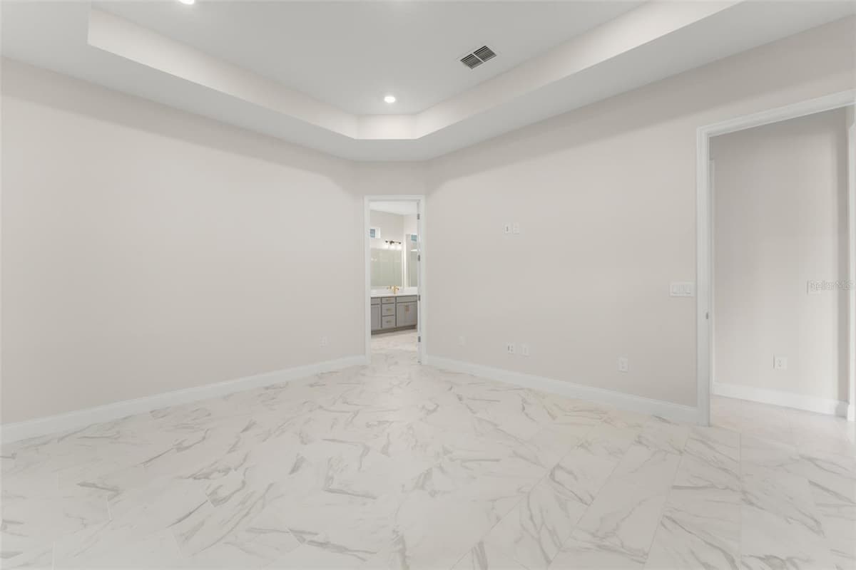 13550 MCMILLAN DRIVE — photo 37 of 60