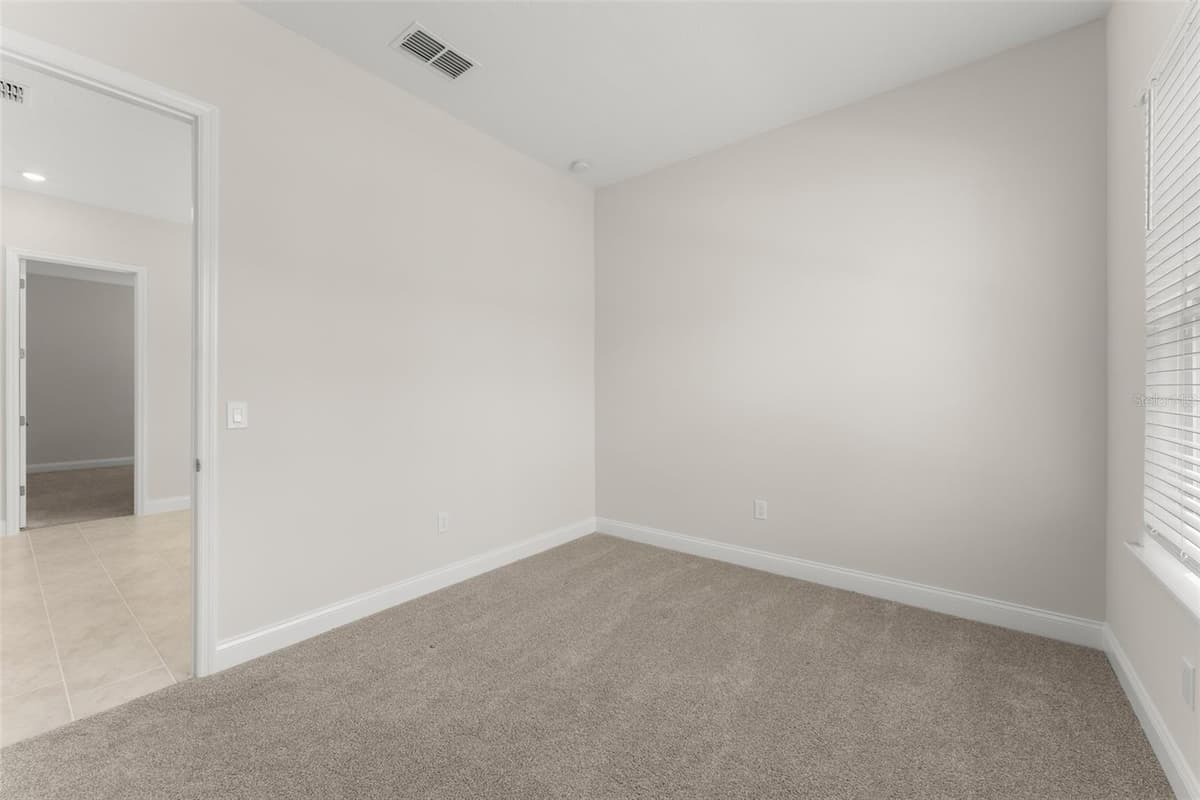13550 MCMILLAN DRIVE — photo 16 of 60