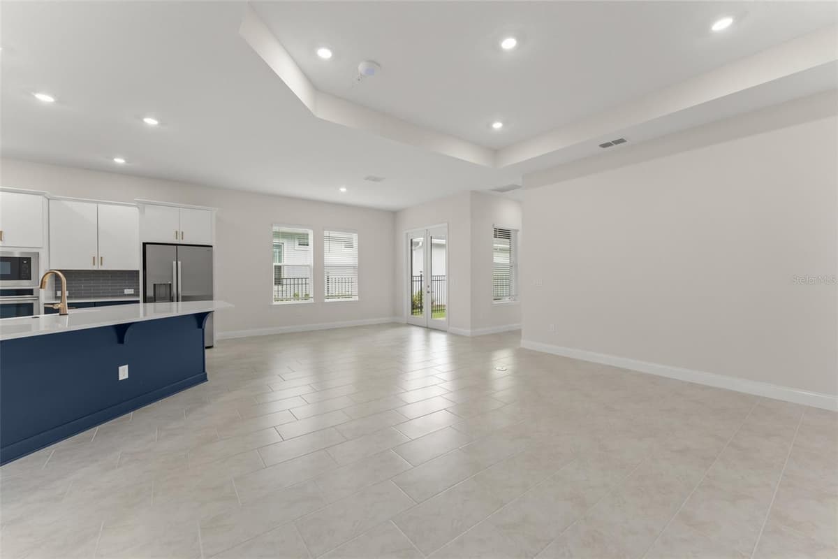 13550 MCMILLAN DRIVE — photo 33 of 60